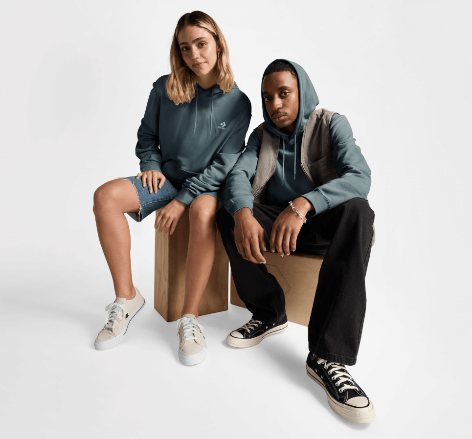 Converse Go-To Embroidered Star Chevron Standard Fit Pullover Hoodie