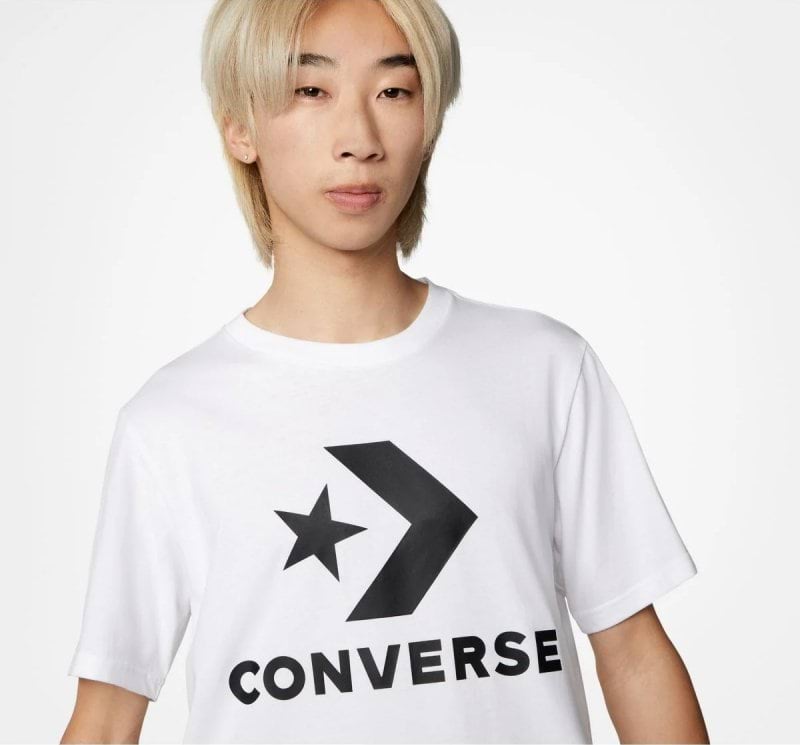 Converse Go-To Star Chevron Logo Standard-Fit T-Shirt