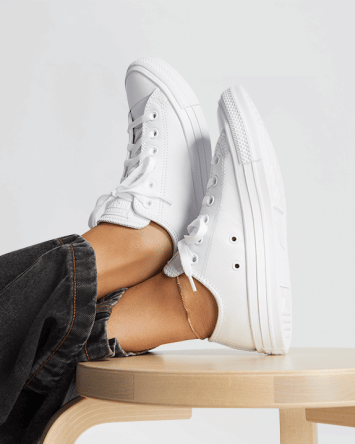 Chuck Taylor All Star Leather