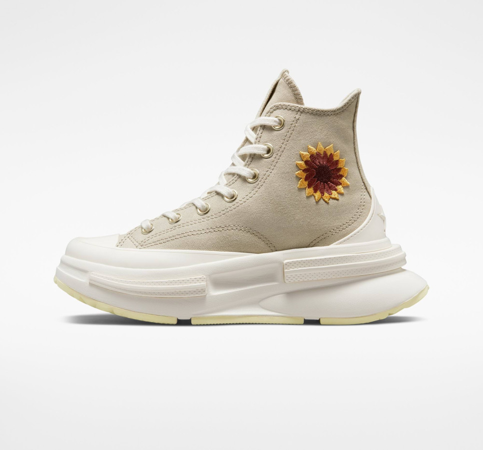 Run Star Legacy CX Platform Festival Florals