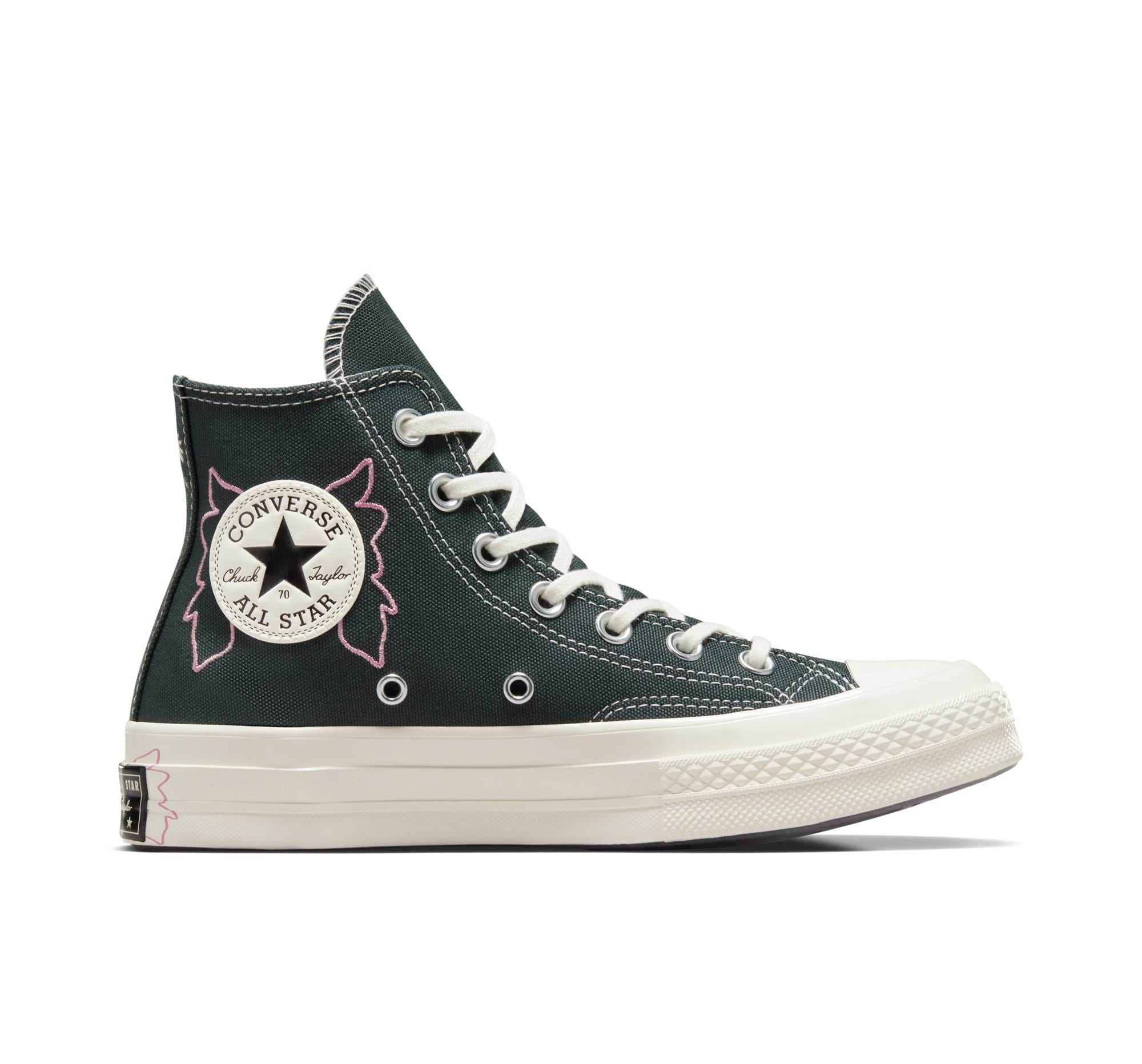 Chuck 70 Enchanted Garden