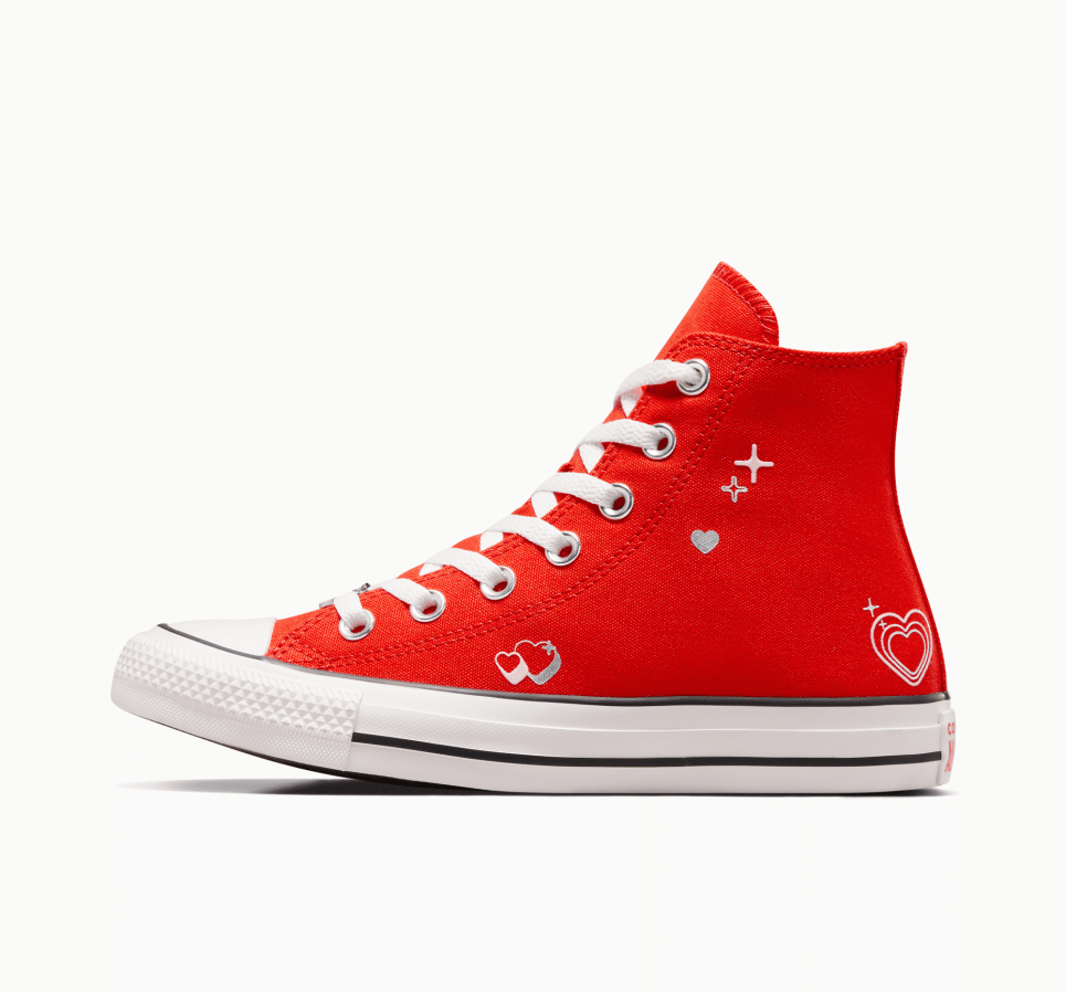 Chuck Taylor All Star Y2K Heart