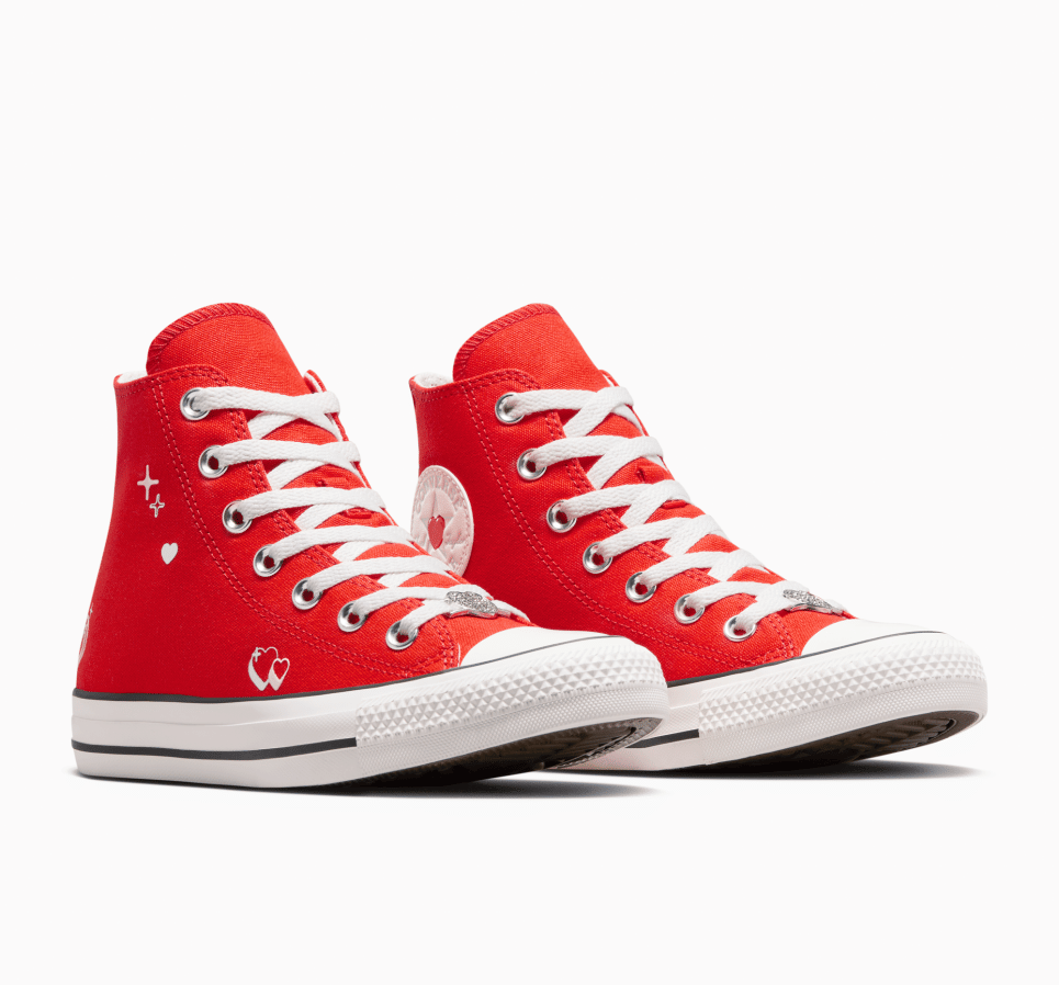 Chuck Taylor All Star Y2K Heart