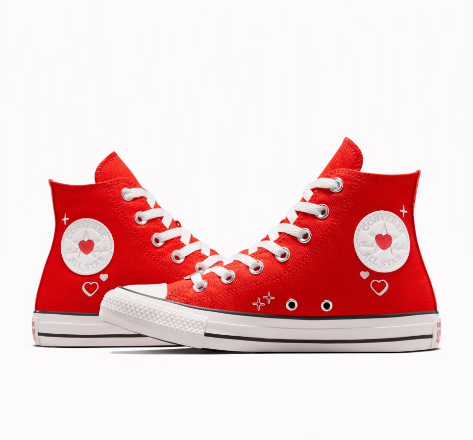 Chuck Taylor All Star Y2K Heart