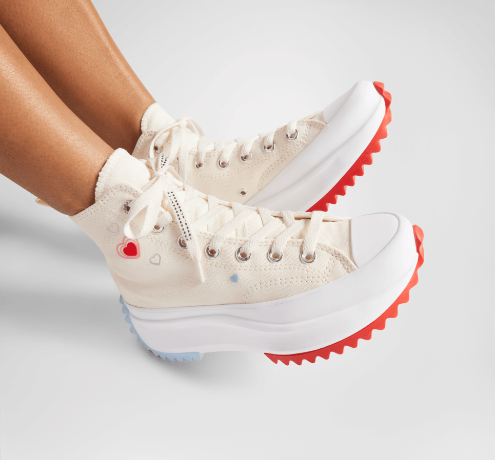 Run Star Hike Platform Y2K Heart