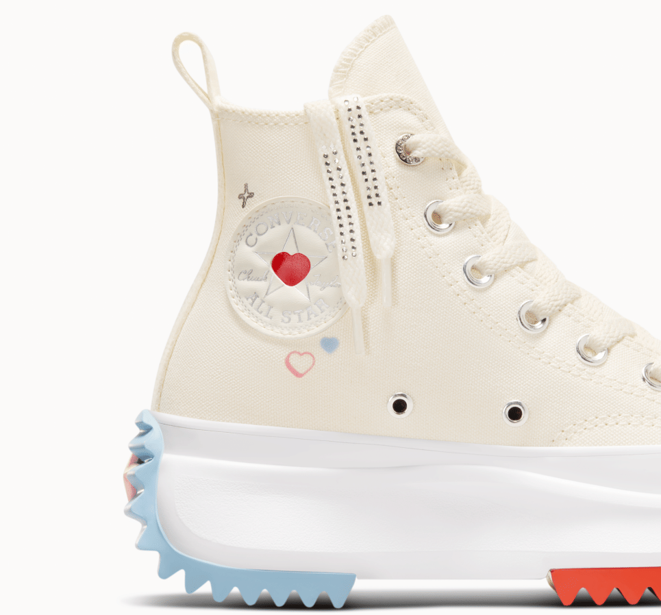 Run Star Hike Platform Y2K Heart