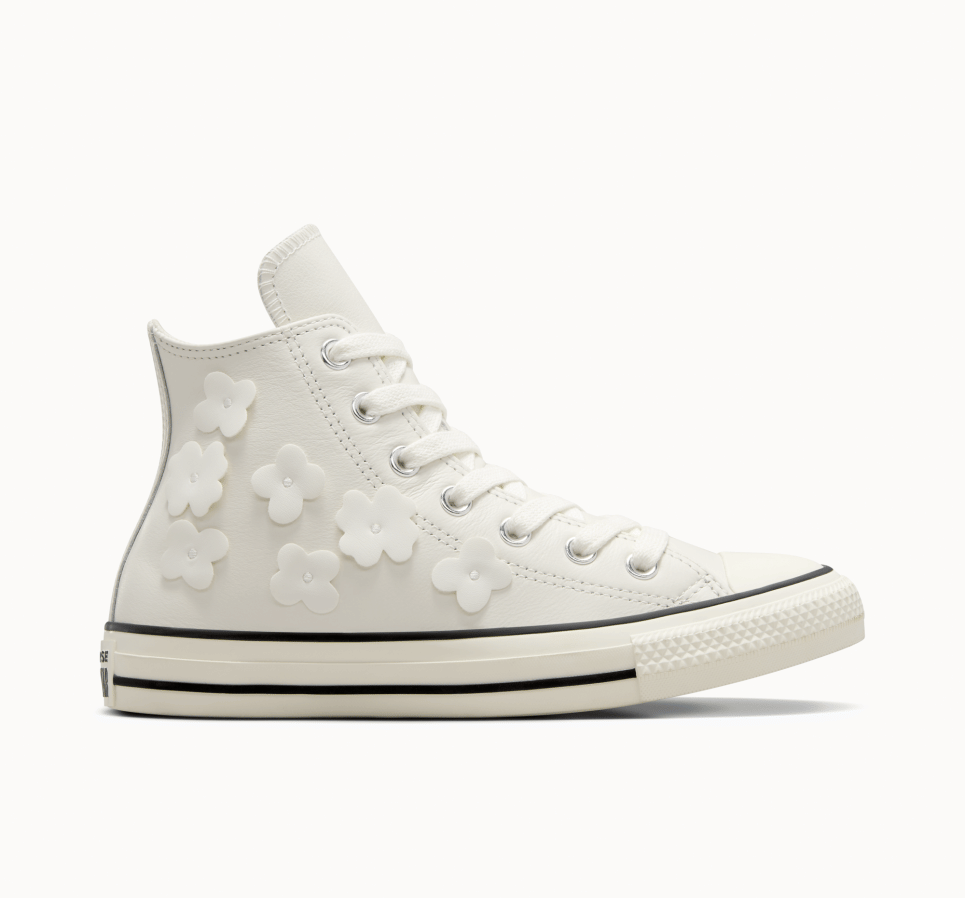 Chuck Taylor All Star Leather 3D Flowers