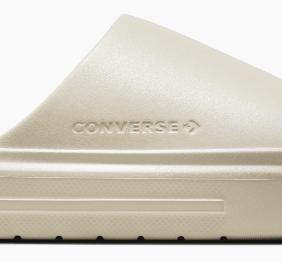 Converse Essential Slide