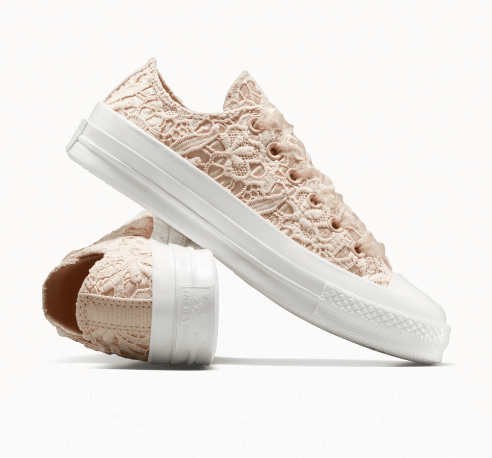 Chuck 70 Crocheted Satin