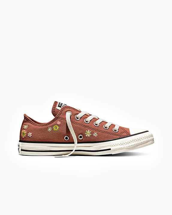 Chuck Taylor All Star Embroidered Florals