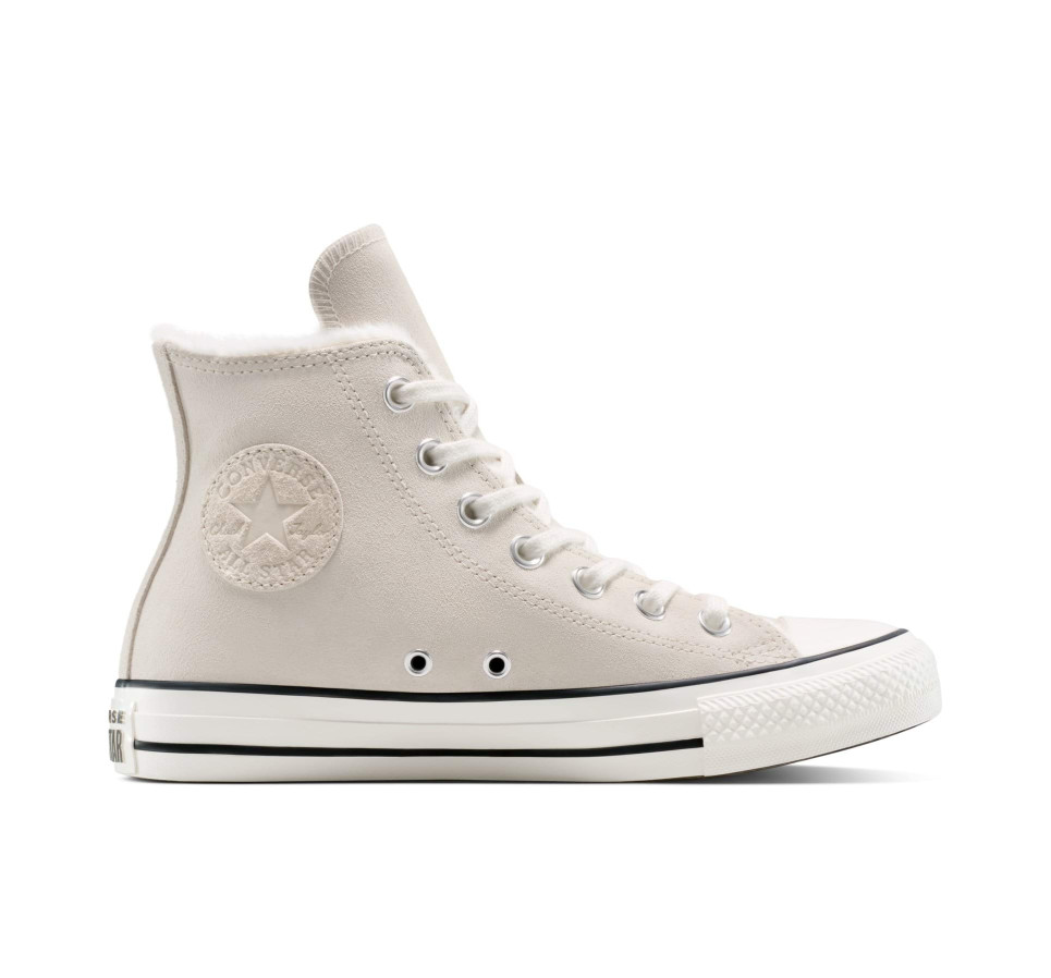 Chuck Taylor All Star Cozy Suede