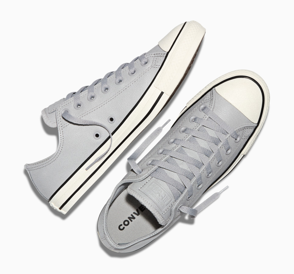 Chuck Taylor All Star Leather