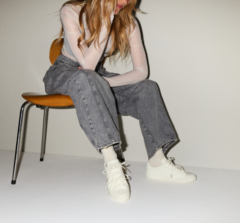 Chuck Taylor Lo