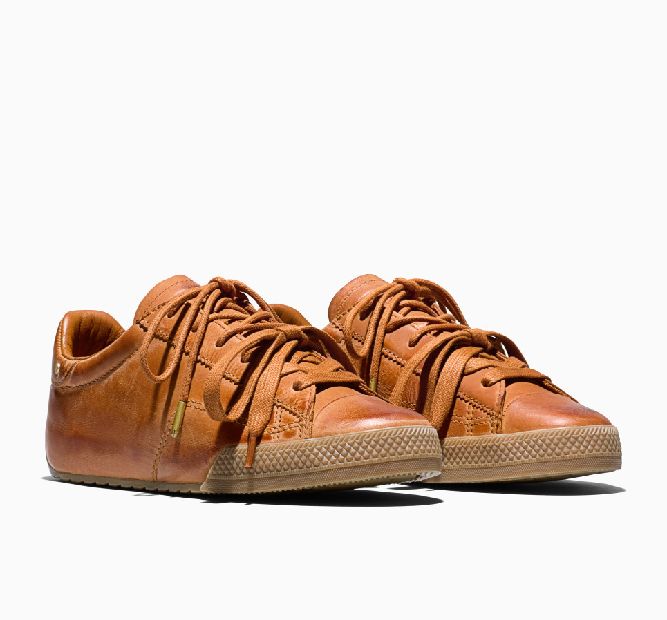 Chuck Taylor Lo Premium Leather